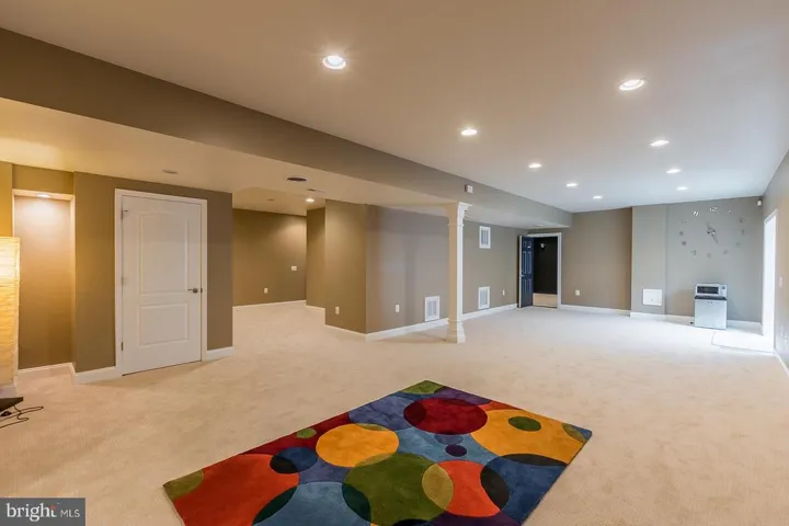 3145 Barbara Ln, Fairfax, Virginia 22031
