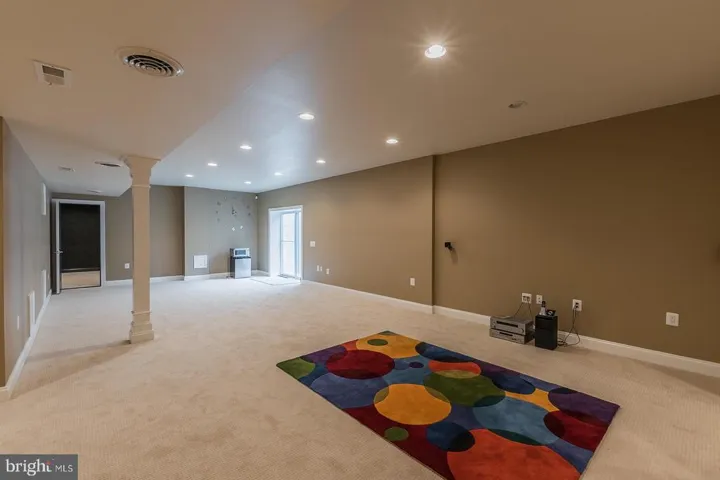 3145 Barbara Ln, Fairfax, Virginia 22031