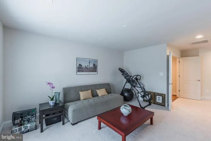 3145 Barbara Ln, Fairfax, Virginia 22031