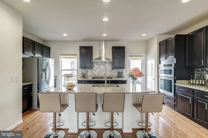 9423 Canonbury Sq, Fairfax, Virginia 22031