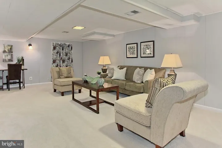 3237 Dye Dr, Falls Church, Virginia 22042