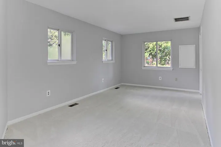 3237 Dye Dr, Falls Church, Virginia 22042
