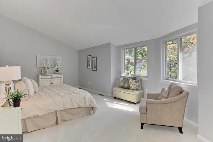 3237 Dye Dr, Falls Church, Virginia 22042