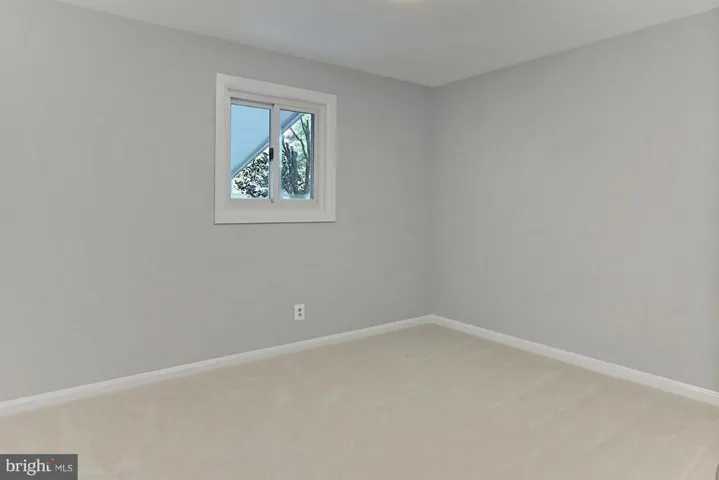 3237 Dye Dr, Falls Church, Virginia 22042