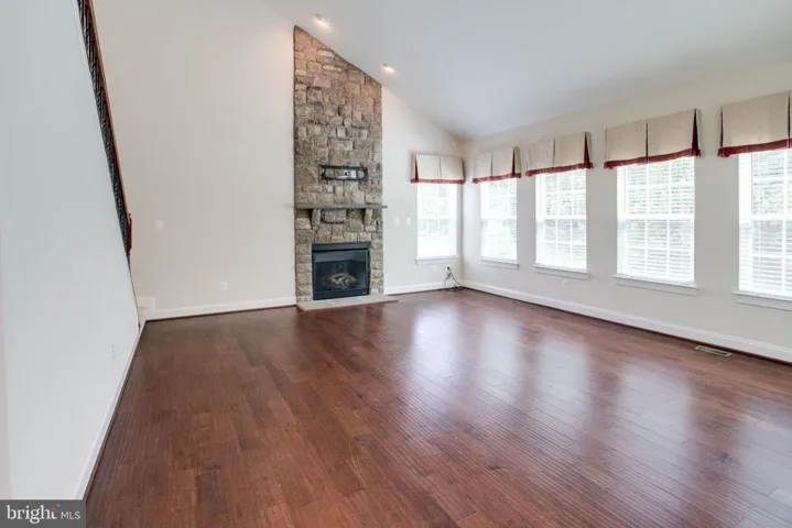 12872 Classic Springs Dr, Manassas, Virginia 20112