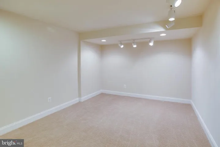 12872 Classic Springs Dr, Manassas, Virginia 20112