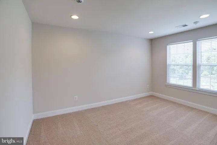12872 Classic Springs Dr, Manassas, Virginia 20112