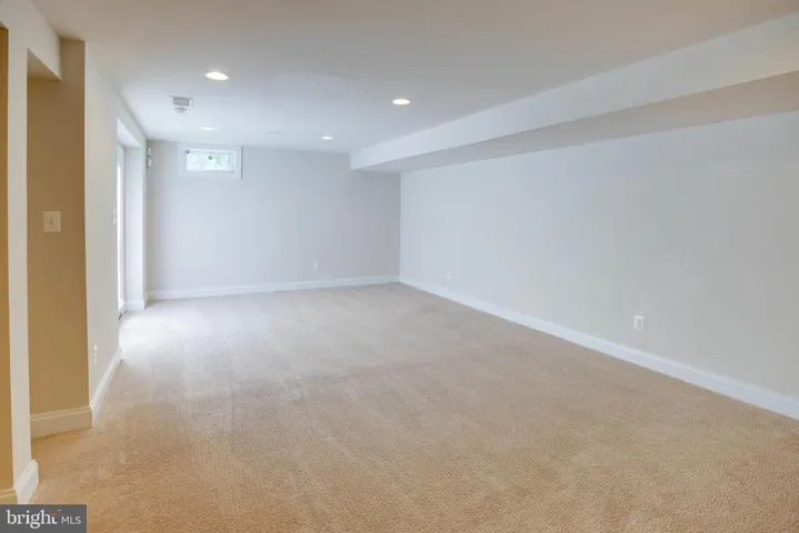 12872 Classic Springs Dr, Manassas, Virginia 20112