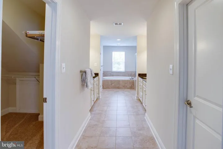 12872 Classic Springs Dr, Manassas, Virginia 20112