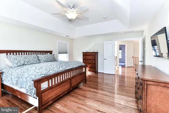 910 Desale St Sw, Vienna, Virginia 22180