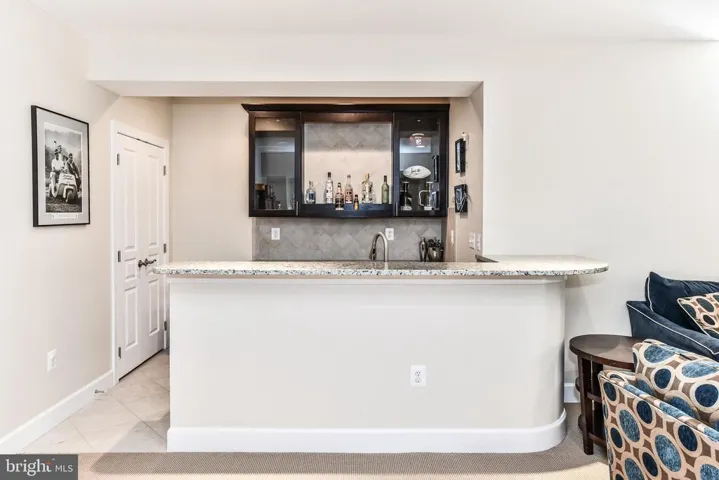 910 Desale St Sw, Vienna, Virginia 22180