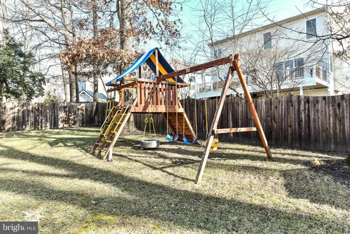 910 Desale St Sw, Vienna, Virginia 22180