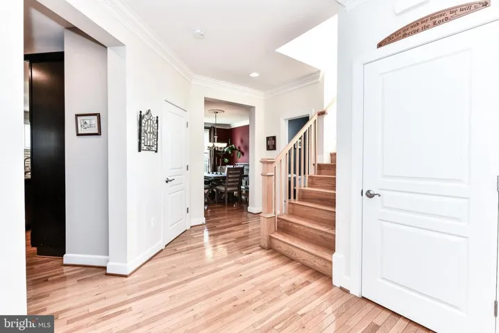910 Desale St Sw, Vienna, Virginia 22180
