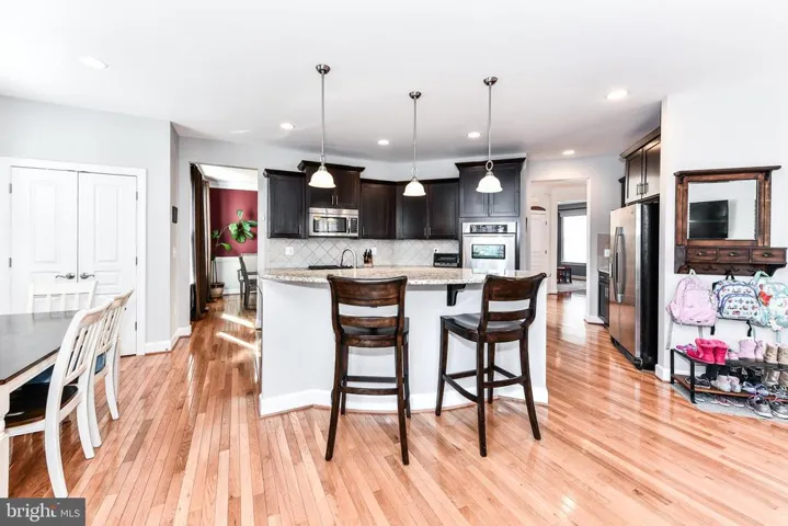 910 Desale St Sw, Vienna, Virginia 22180