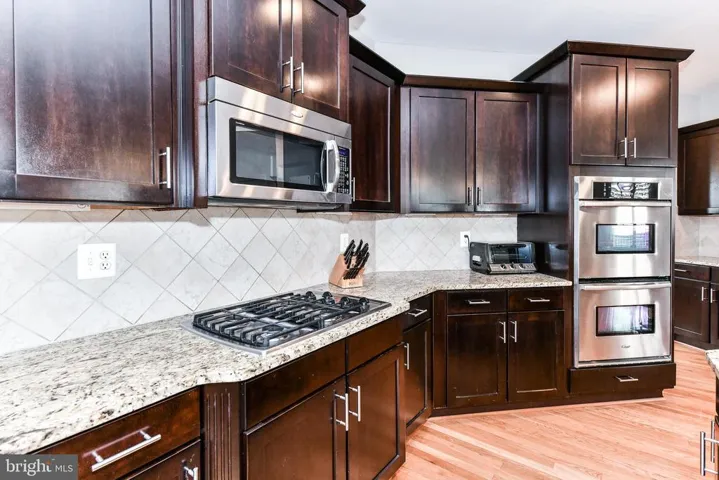 910 Desale St Sw, Vienna, Virginia 22180