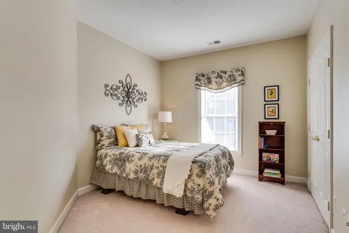 6333 River Downs Rd, Alexandria, Virginia 22312
