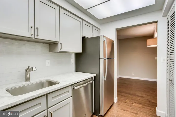 7630 Provincial Dr #201, Mclean, Virginia 22102
