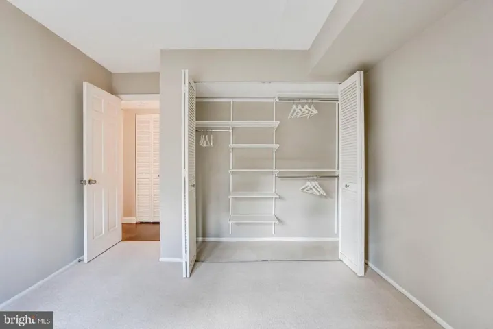 7630 Provincial Dr #201, Mclean, Virginia 22102
