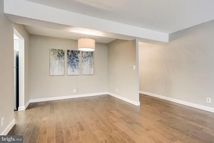 7630 Provincial Dr #201, Mclean, Virginia 22102