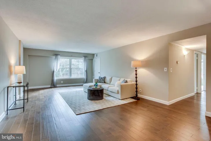 7630 Provincial Dr #201, Mclean, Virginia 22102