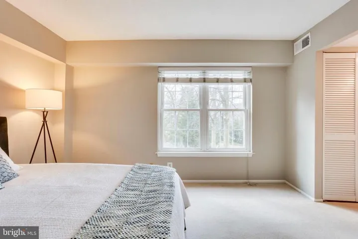 7630 Provincial Dr #201, Mclean, Virginia 22102