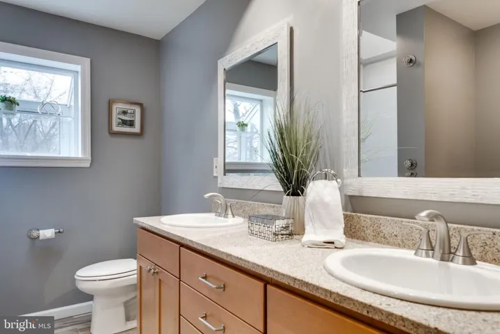 901 Banks Pl, Alexandria, Virginia 22312
