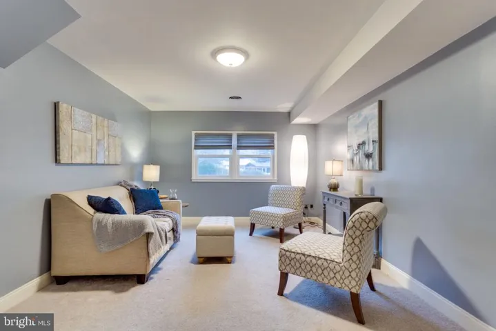 901 Banks Pl, Alexandria, Virginia 22312