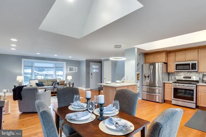 901 Banks Pl, Alexandria, Virginia 22312