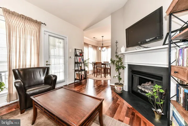 4550 Strutfield Ln #2429, Alexandria, Virginia 22311