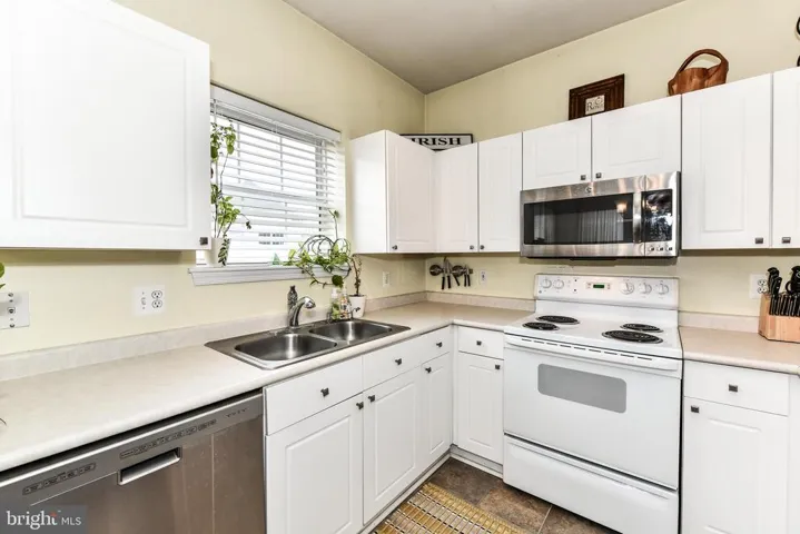 4550 Strutfield Ln #2429, Alexandria, Virginia 22311