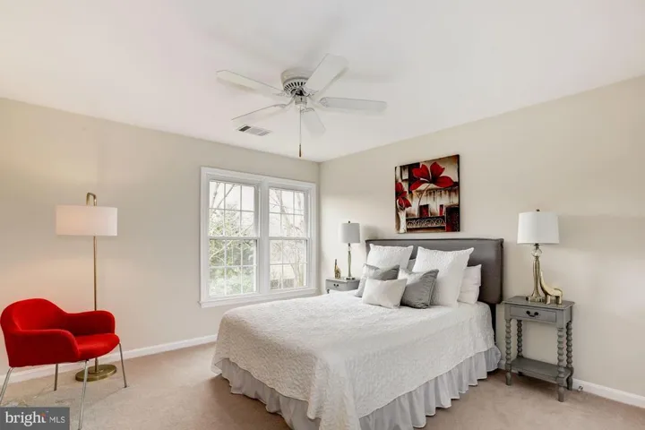 13107 Willow Edge Ct, Clifton, Virginia 20124