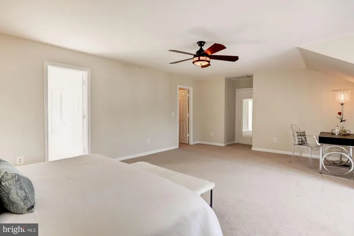 13107 Willow Edge Ct, Clifton, Virginia 20124