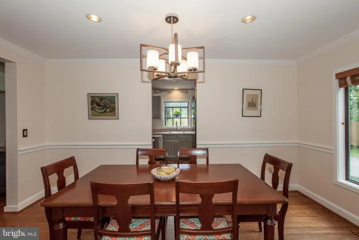 3132 Annandale Rd, Falls Church, Virginia 22042