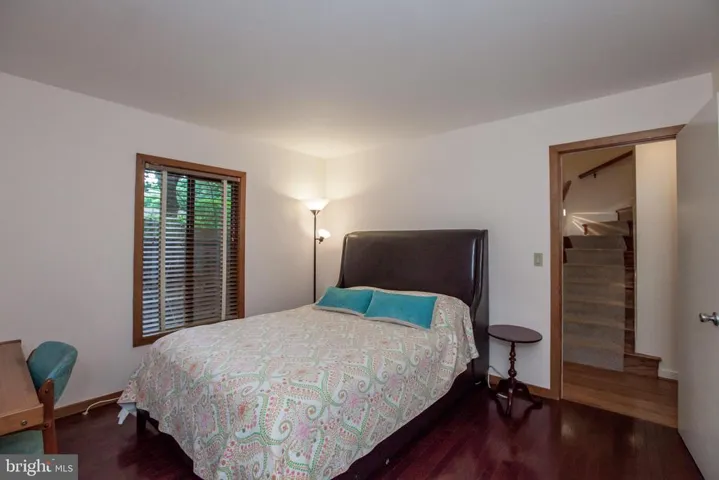 3132 Annandale Rd, Falls Church, Virginia 22042