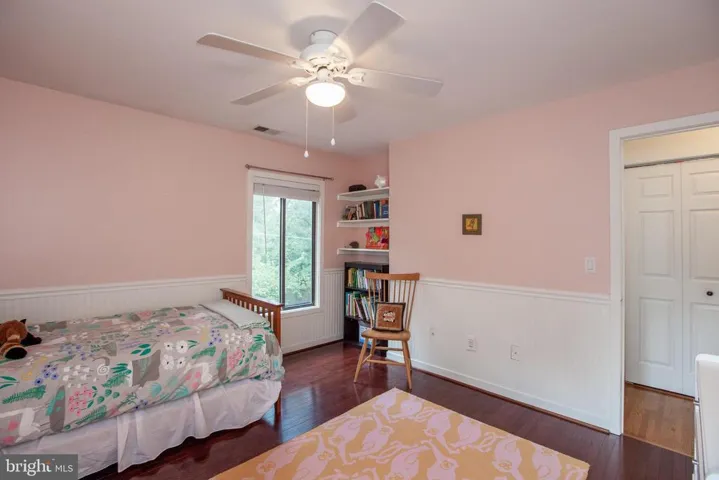 3132 Annandale Rd, Falls Church, Virginia 22042