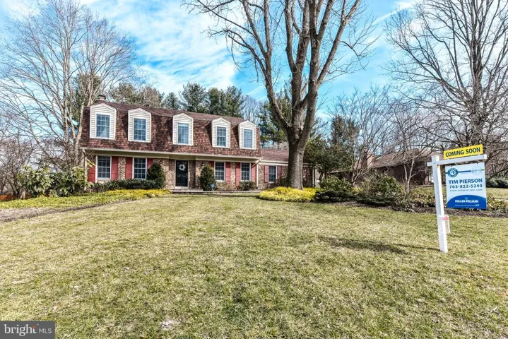 1733 Abbey Oak Dr, Vienna, Virginia 22182