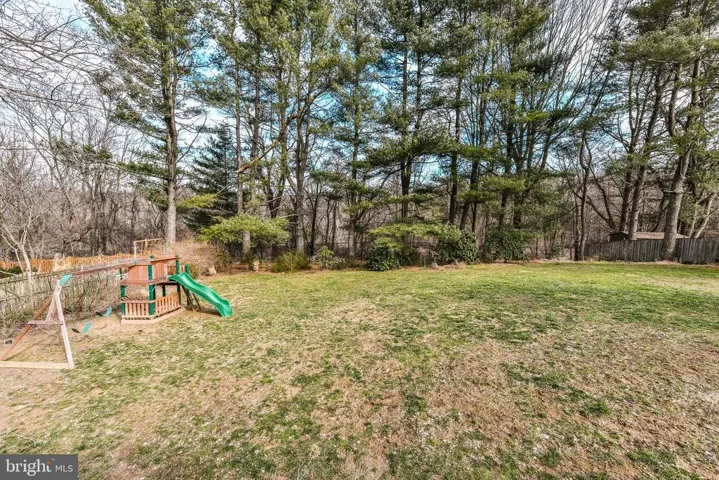 1733 Abbey Oak Dr, Vienna, Virginia 22182