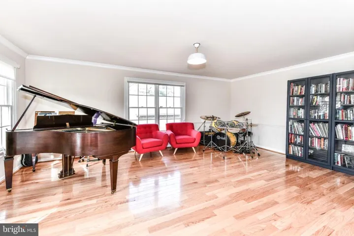 1733 Abbey Oak Dr, Vienna, Virginia 22182