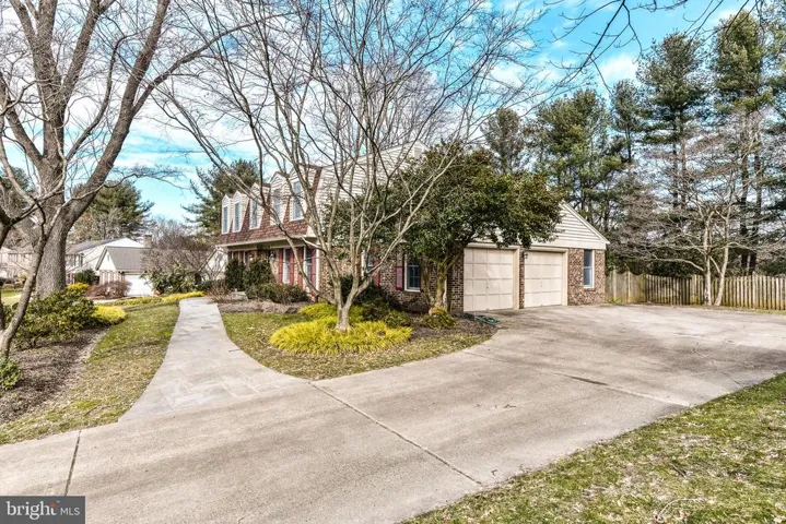1733 Abbey Oak Dr, Vienna, Virginia 22182