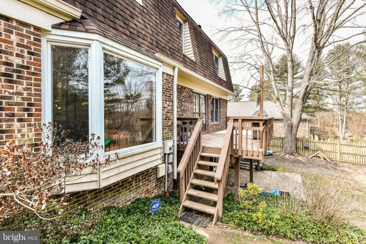 1733 Abbey Oak Dr, Vienna, Virginia 22182