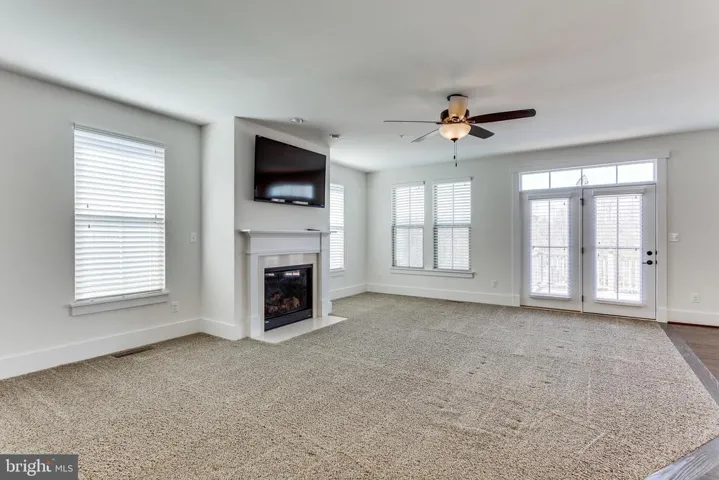 17052 Silver Arrow Dr, Dumfries, Virginia 22026