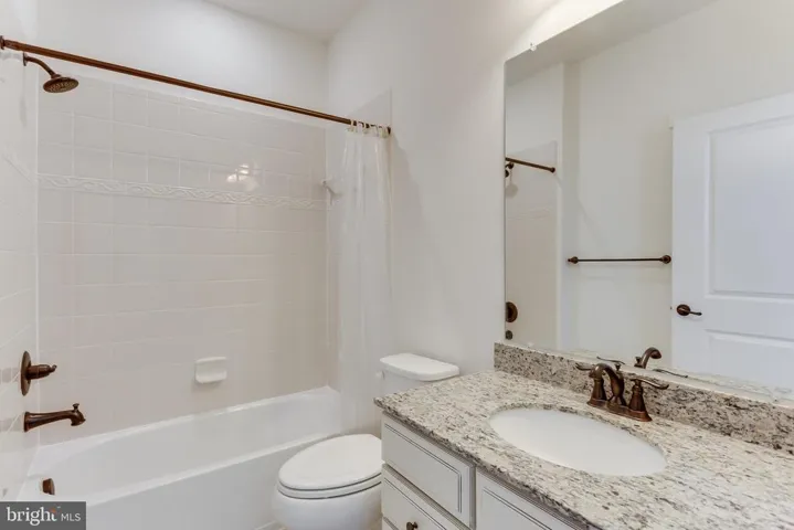 17052 Silver Arrow Dr, Dumfries, Virginia 22026