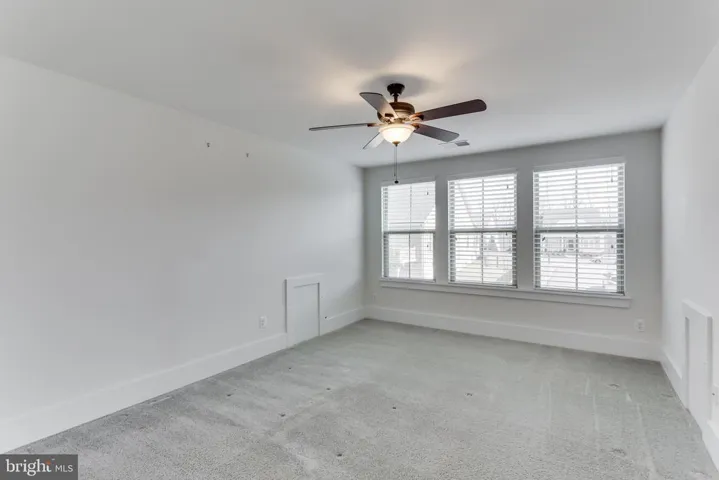 17052 Silver Arrow Dr, Dumfries, Virginia 22026
