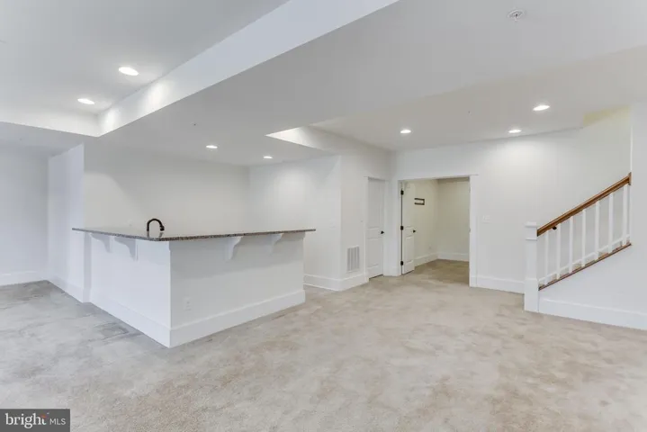 17052 Silver Arrow Dr, Dumfries, Virginia 22026