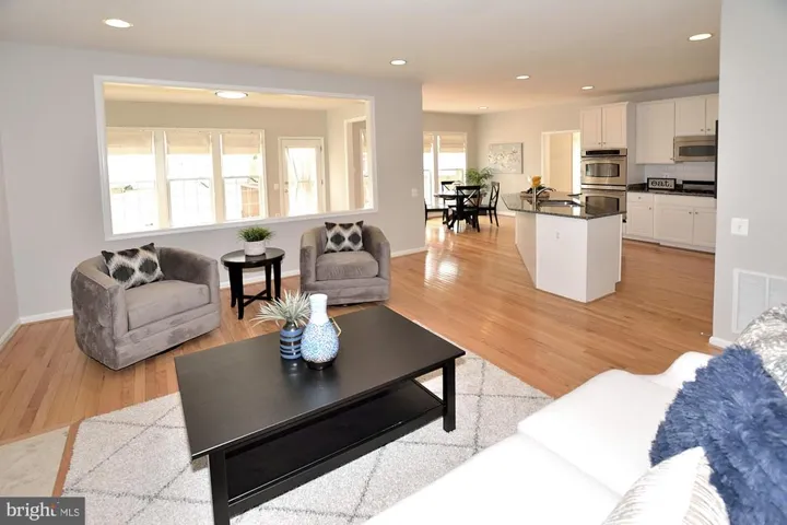 5309 Sammie Kay Ln, Centreville, Virginia 20120