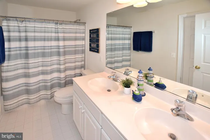 5309 Sammie Kay Ln, Centreville, Virginia 20120