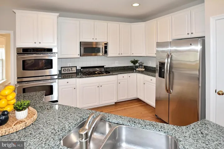 5309 Sammie Kay Ln, Centreville, Virginia 20120