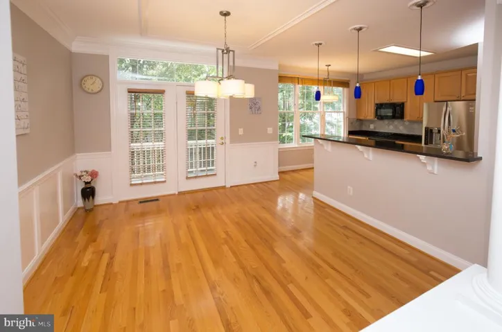 11422 Log Ridge Dr, Fairfax, Virginia 22030