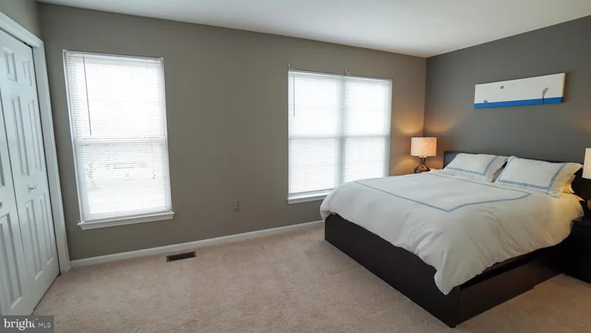 14566 Woodgate Manor Cir, Centreville, Virginia 20120