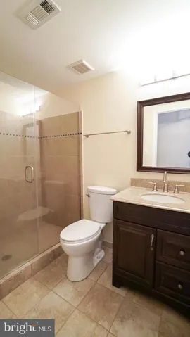 14566 Woodgate Manor Cir, Centreville, Virginia 20120